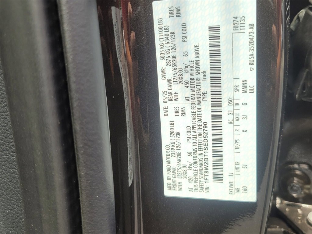 New 2025 Ford F250 Lariat w/ Chrome Package image 19
