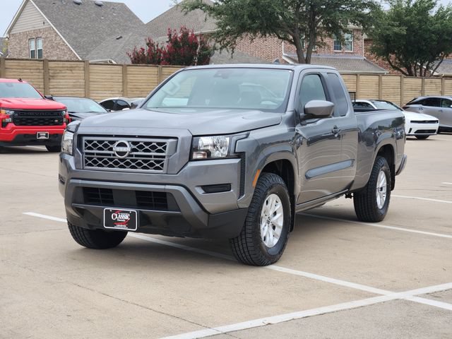 Used 2024 Nissan Frontier SV w/ Tow Package RWD image 11