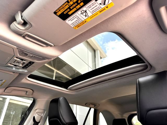 Used 2021 Toyota RAV4 XLE Premium FWD image 17