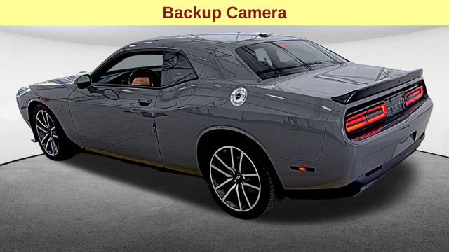 Used 2023 Dodge Challenger R/T w/ Cold Weather Group RWD image 8