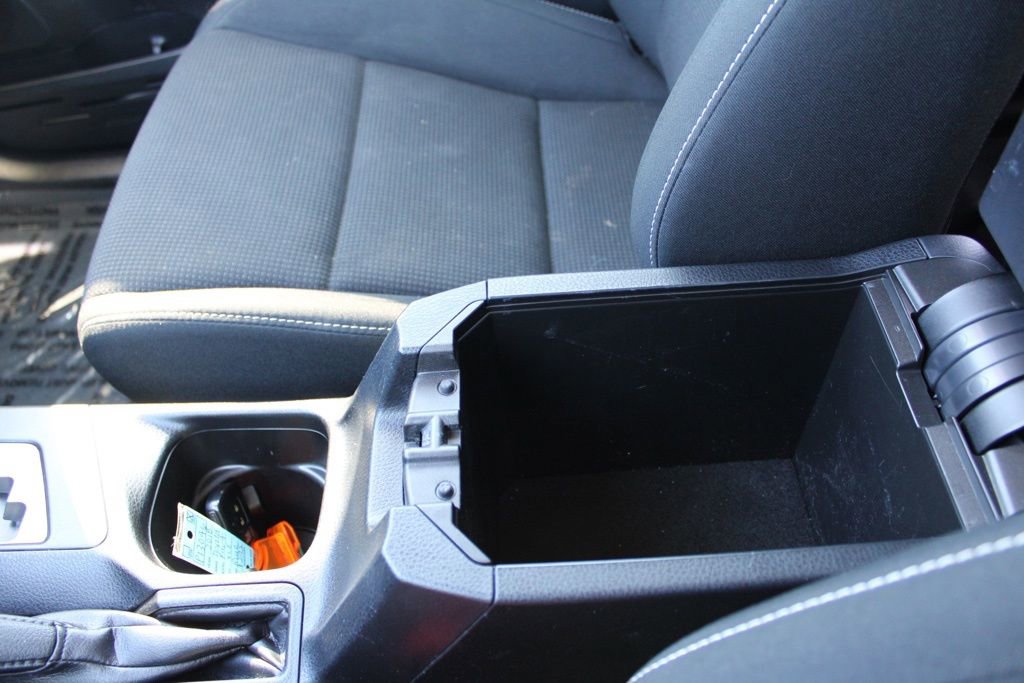 Used 2018 Toyota RAV4 XLE image 43