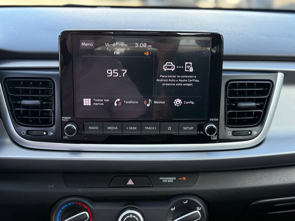 Used 2023 Kia Rio S image 15