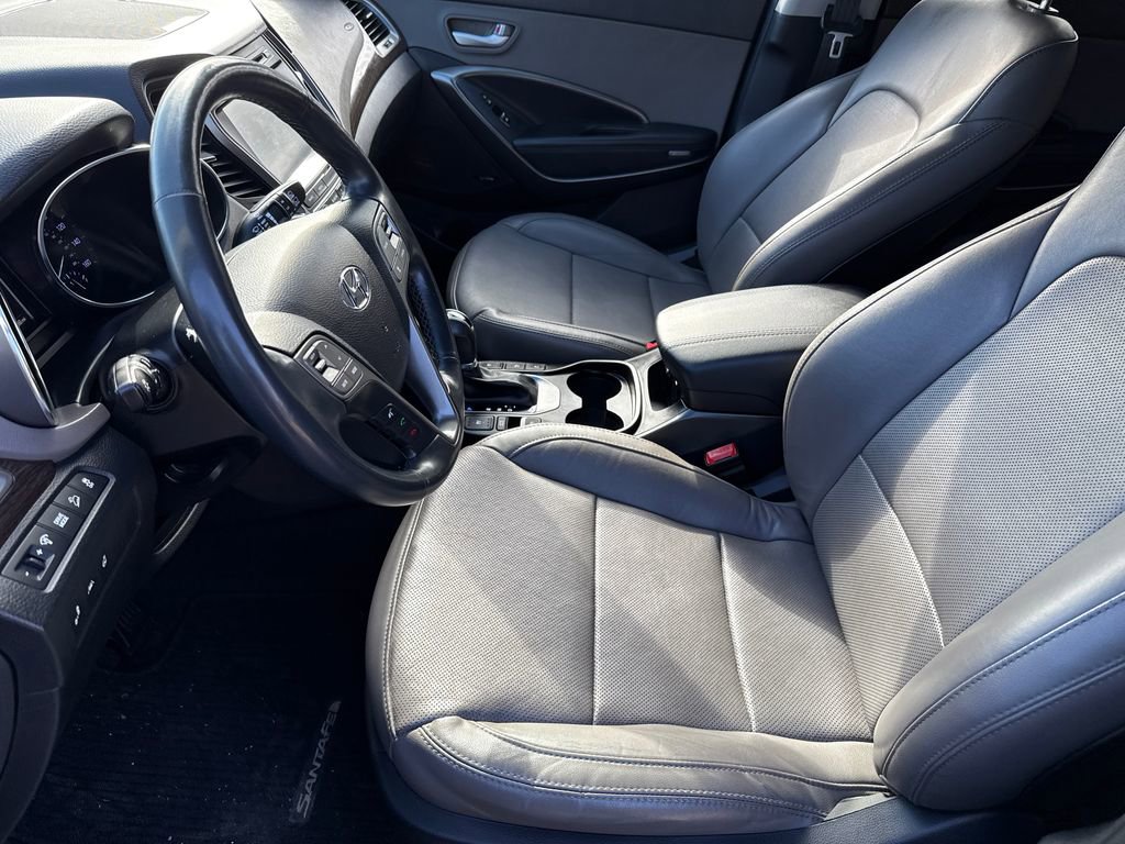 Used 2017 Hyundai Santa Fe Sport w/ 2.0T Ultimate Tech Package 05 image 19