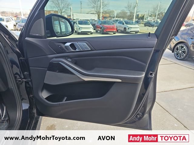 Used 2021 BMW X7 xDrive40i w/ M Sport Package image 44