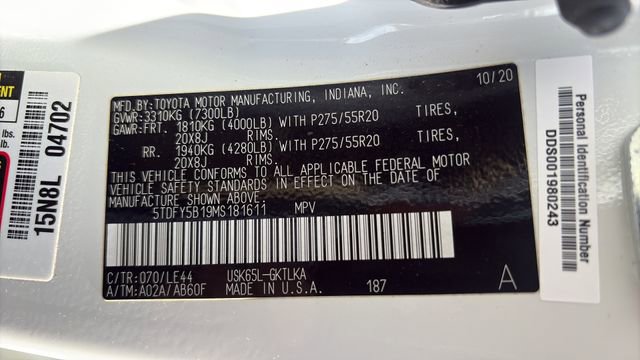 Used 2021 Toyota Sequoia Limited w/ Safety & Convenience Package AWD/4WD image 16