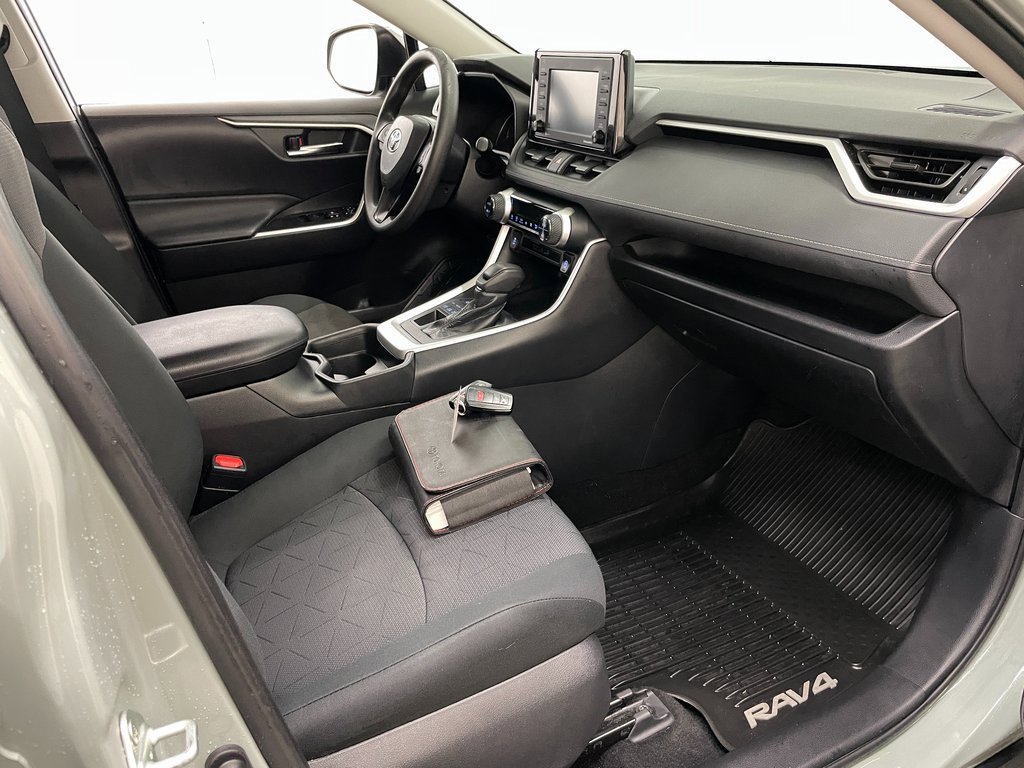 Used 2020 Toyota RAV4 XLE w/ All Weather Liner Package image 35