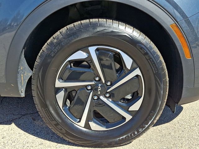 Certified 2024 Kia Sportage LX image 8