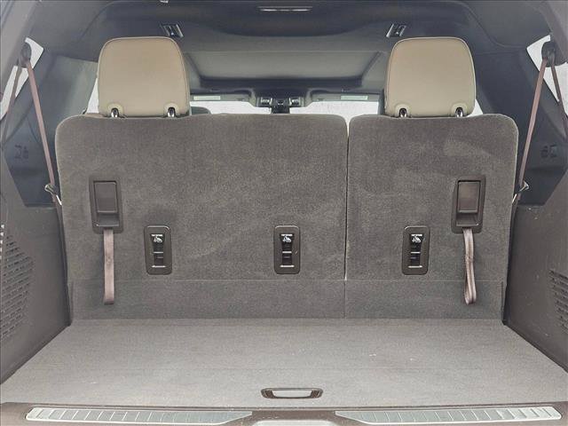 Used 2021 Chevrolet Suburban Z71 AWD/4WD image 6