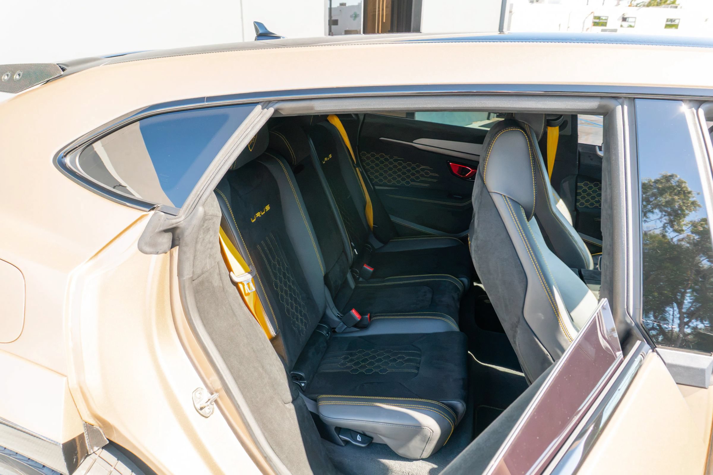 Used 2023 Lamborghini Urus Performante AWD/4WD image 55