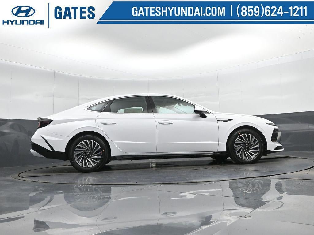 New 2026 Hyundai Sonata SEL FWD image 42