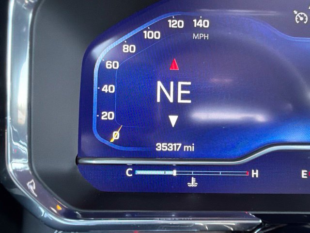 Used 2024 Chevrolet Silverado 1500 LT AWD/4WD image 2