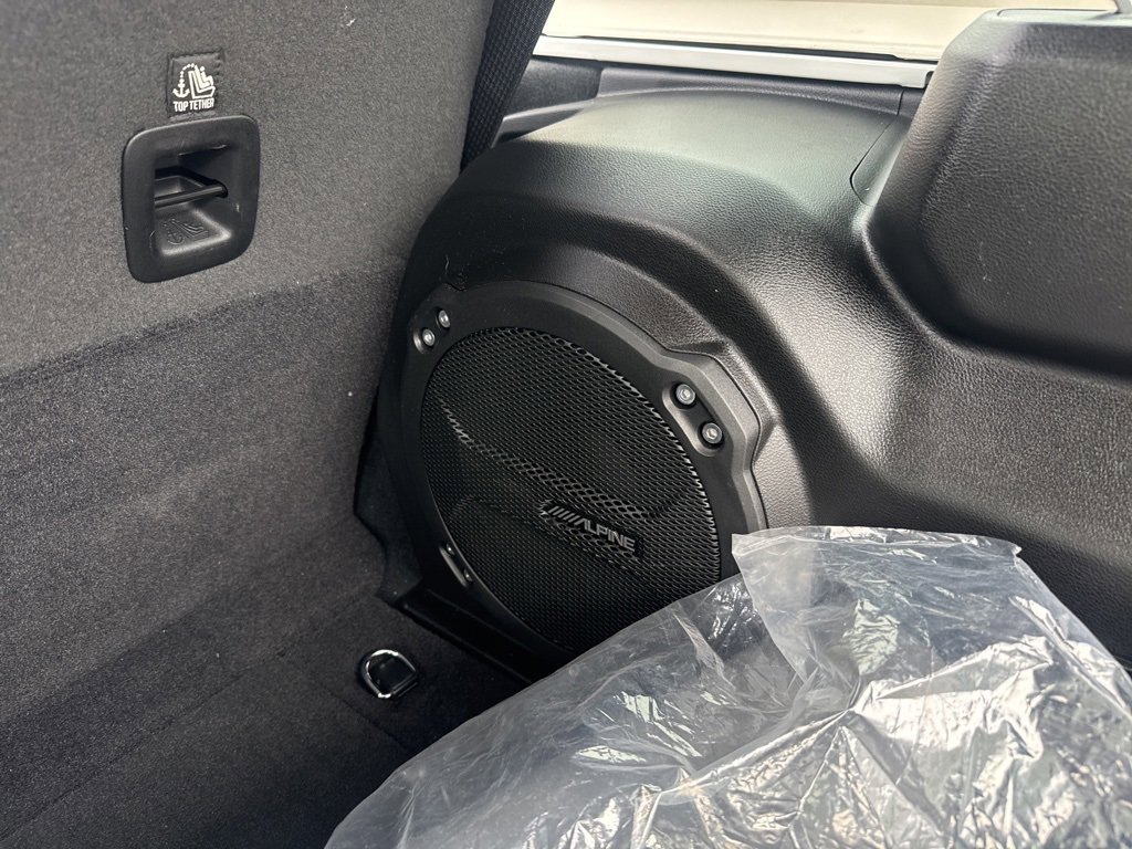 Certified 2024 Jeep Wrangler Sahara w/ Technology Group image 8