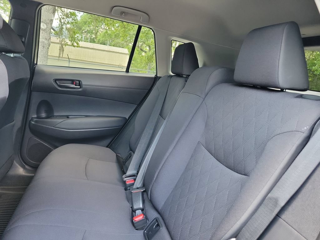 Used 2024 Toyota Corolla Cross LE FWD image 13