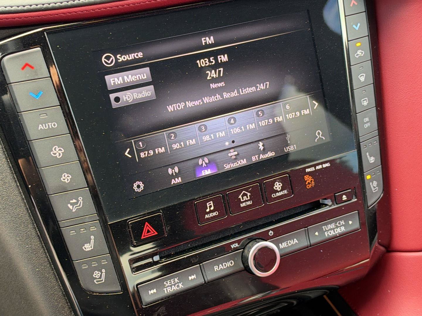Used 2023 INFINITI QX55 Sensory w/ Lighting Package AWD/4WD image 18