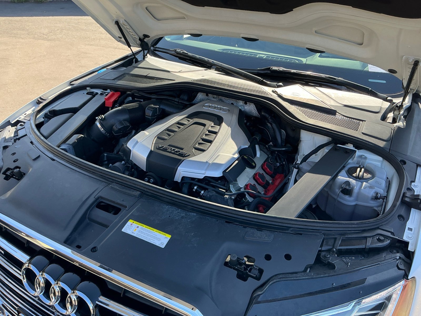 Used 2015 Audi A8 L 3.0T w/ Premium Package image 23