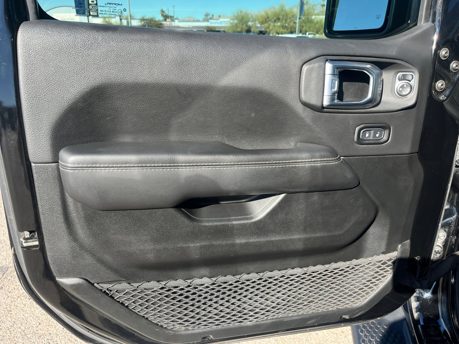 Used 2021 Jeep Wrangler Unlimited Sahara w/ Safety Group image 13