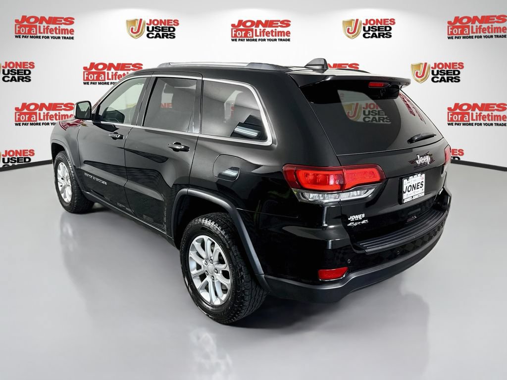 Used 2021 Jeep Grand Cherokee Laredo AWD/4WD image 2