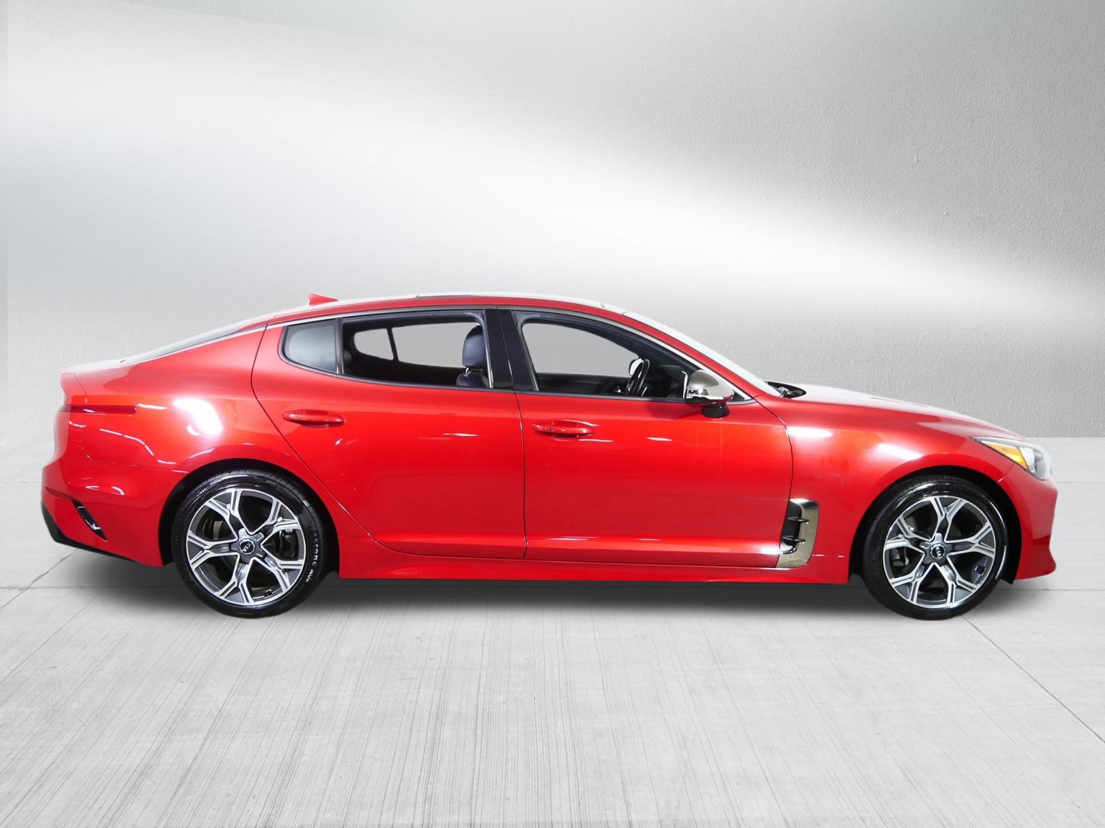 Used 2020 Kia Stinger GT-Line w/ Sun & Sound Package image 8