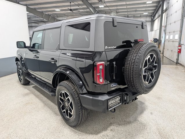 Used 2022 Ford Bronco Outer Banks AWD/4WD image 5