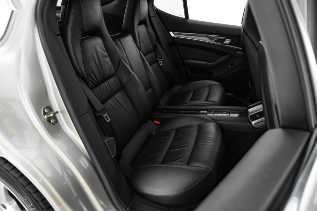 Used 2010 Porsche Panamera S RWD image 33