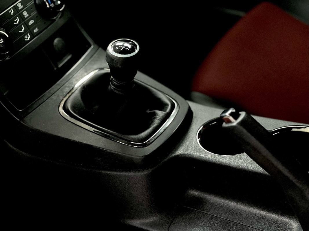 Used 2011 Hyundai Genesis 3.8 image 20