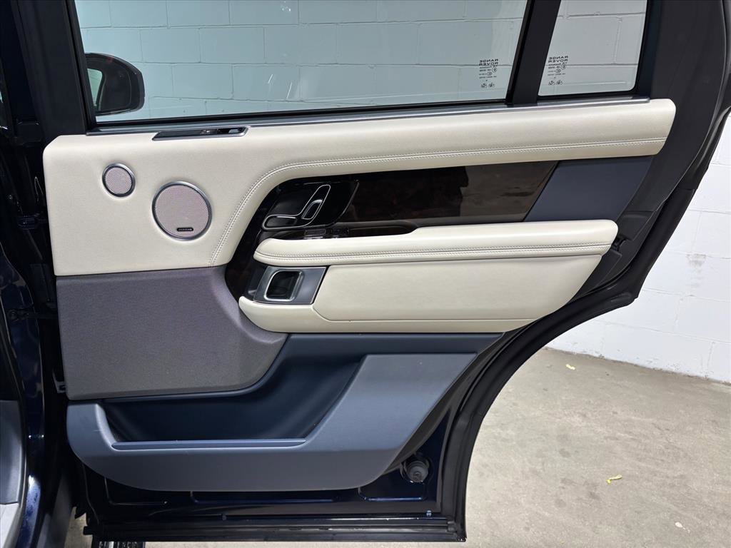 Used 2020 Land Rover Range Rover Long Wheelbase HSE image 41