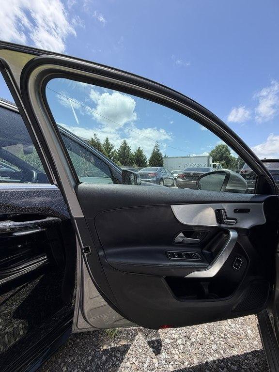 Used 2019 Mercedes-Benz A 220 4MATIC w/ Premium Package image 11