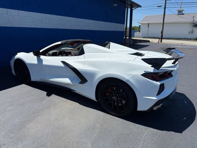 Used 2023 Chevrolet Corvette Stingray Premium Conv w/ Z51 Performance Package RWD image 18