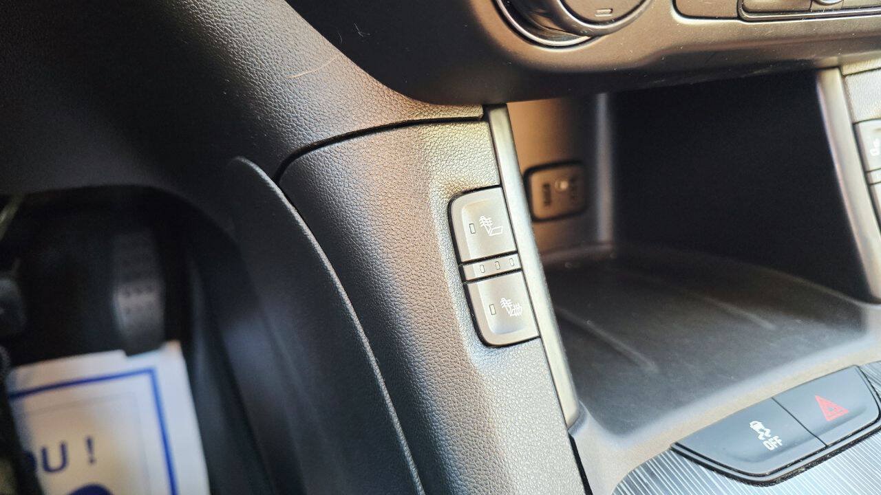 Used 2017 GMC Acadia SLT AWD/4WD image 23