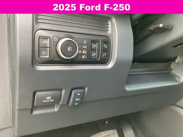 New 2025 Ford F250 Lariat w/ Lariat Ultimate Package image 25