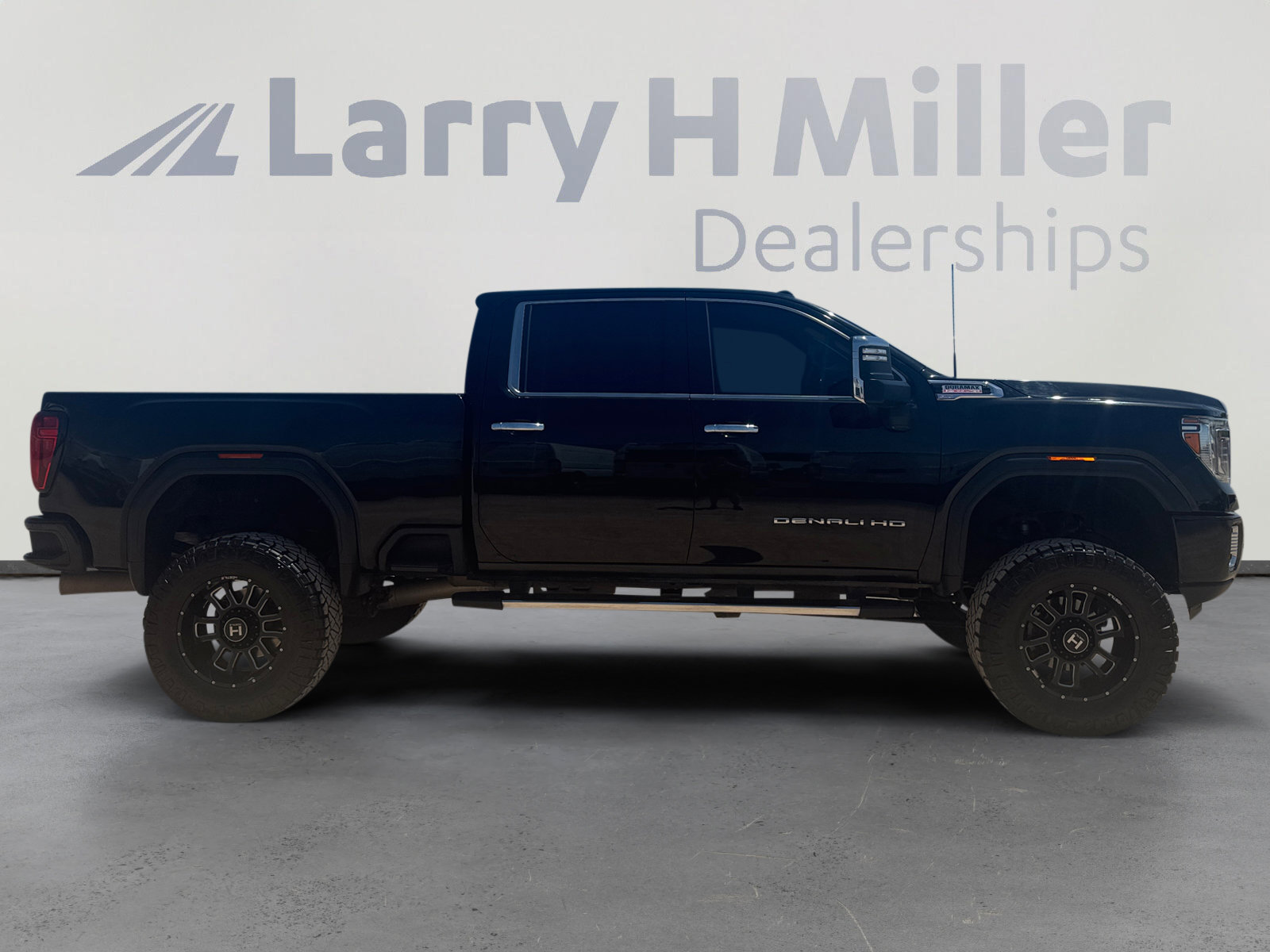 Used 2021 GMC Sierra 2500 Denali AWD/4WD image 6