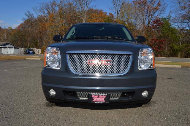 Used 2008 GMC Yukon XL Denali AWD/4WD image 2