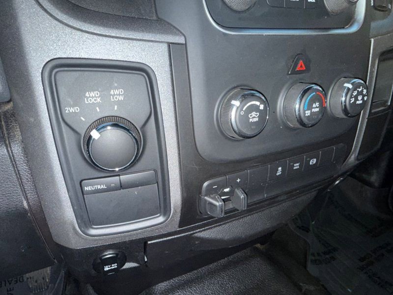 Used 2014 RAM 2500 Tradesman image 26