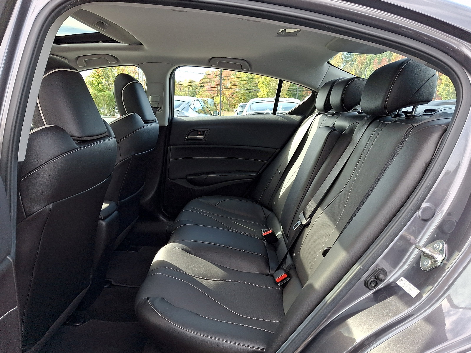 Certified 2020 Acura ILX w/ Technology Package FWD image 10
