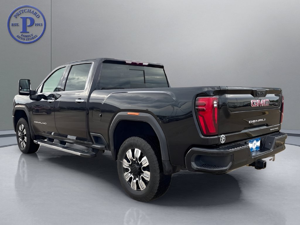 Used 2024 GMC Sierra 2500 Denali AWD/4WD image 5