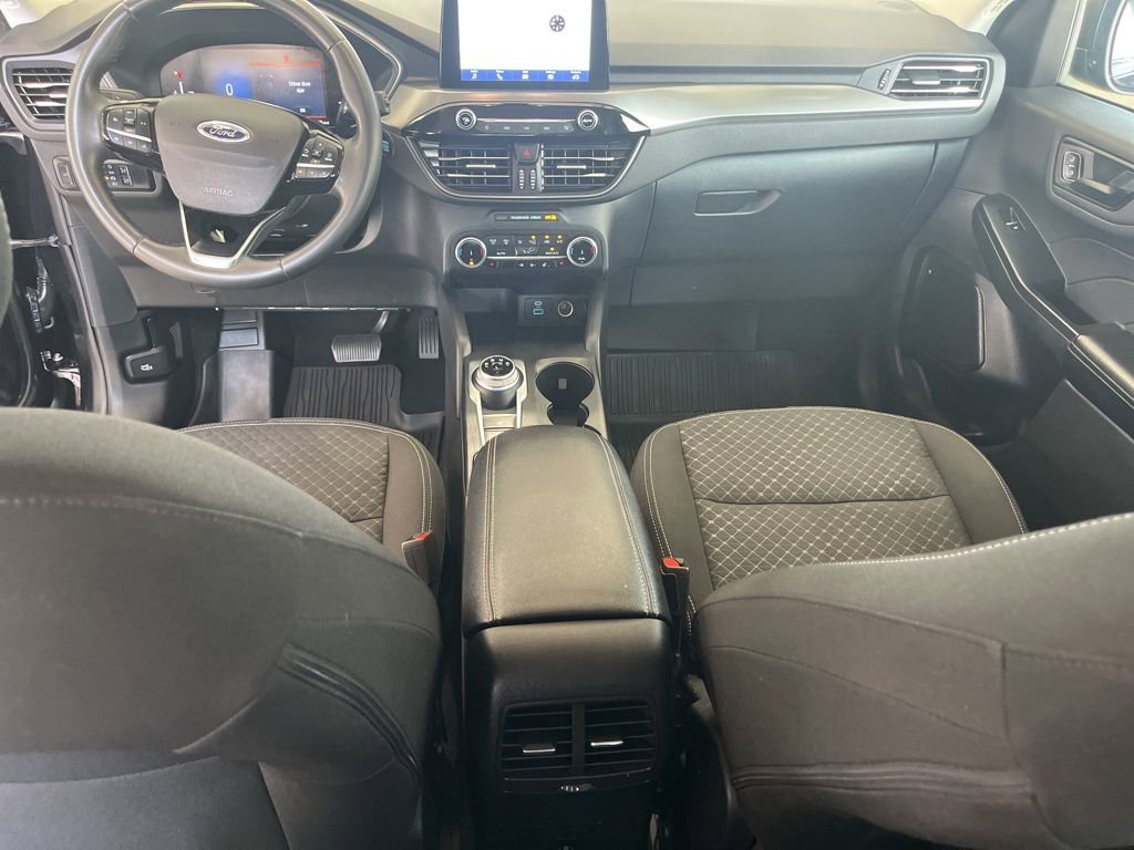 Used 2023 Ford Escape Active AWD/4WD image 17
