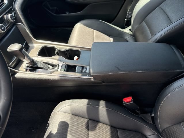 Used 2019 Honda Accord Sport image 12