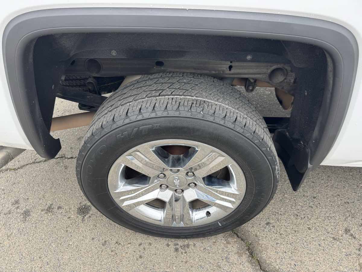 Used 2018 GMC Sierra 1500 SLE w/ SLE Value Package image 39