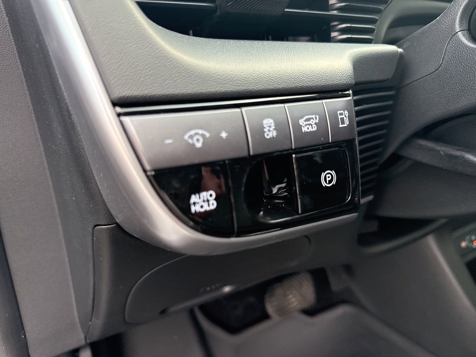 Used 2026 Hyundai Ioniq 5 SEL image 18