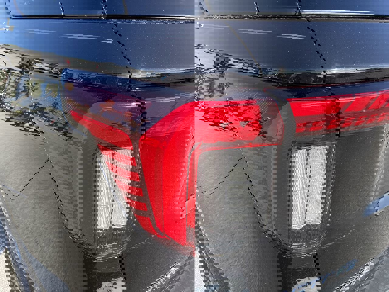 New 2026 Ford Explorer Active w/ Active Comfort Package image 8