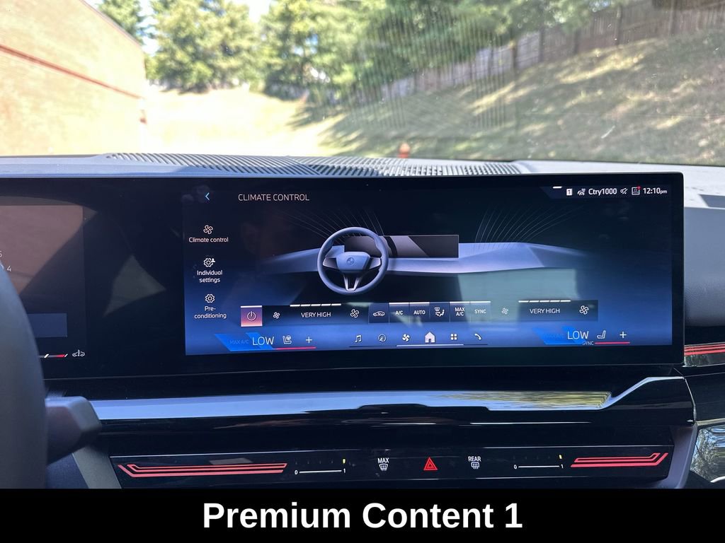 Used 2025 BMW 530i xDrive w/ Premium Package image 24