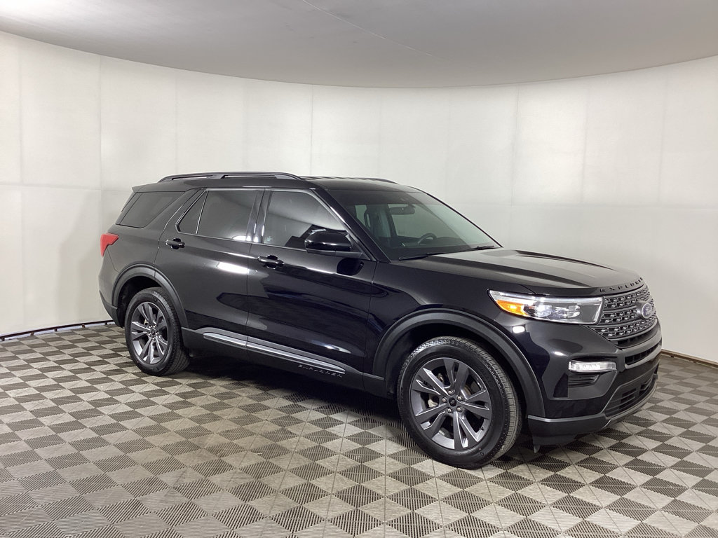 Used 2024 Ford Explorer XLT w/ Equipment Group 202A
