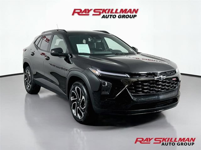 Used 2024 Chevrolet Trax RS w/ Driver Confidence Package FWD image 1