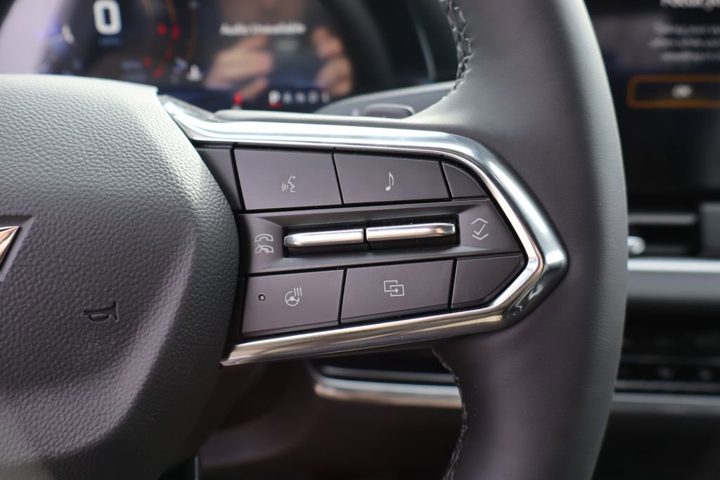 New 2026 Chevrolet Equinox LT w/ Convenience Package II image 14