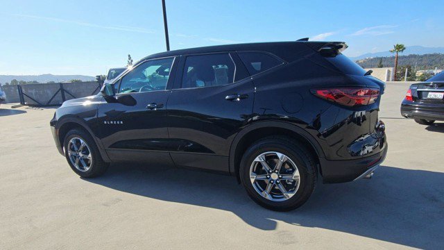Used 2025 Chevrolet Blazer LT FWD image 6