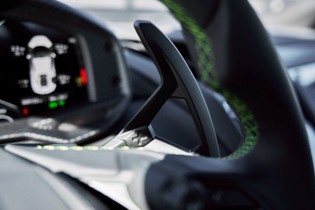 Used 2025 Lamborghini Revuelto AWD/4WD image 57