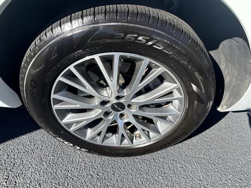 Used 2025 Genesis GV80 2.5T Standard image 28