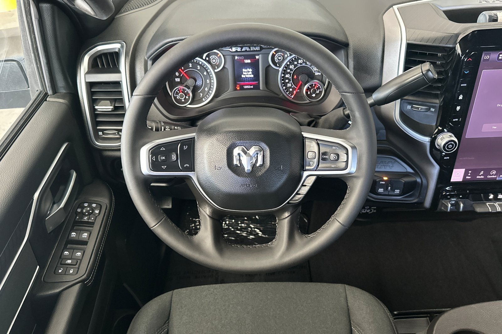 Used 2026 RAM 2500 Big Horn AWD/4WD image 13