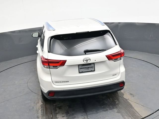 Used 2019 Toyota Highlander XLE image 22