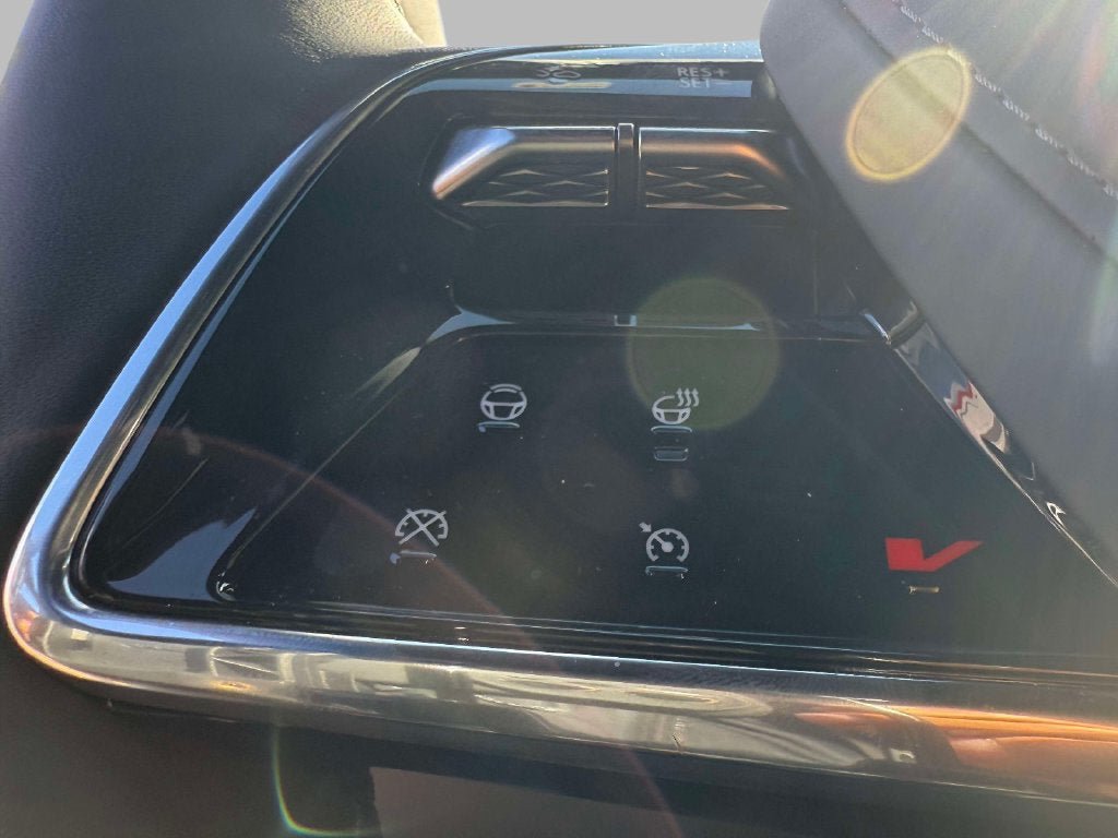 New 2026 Cadillac Lyriq V w/ LPO, Floor Liner Package AWD/4WD image 17